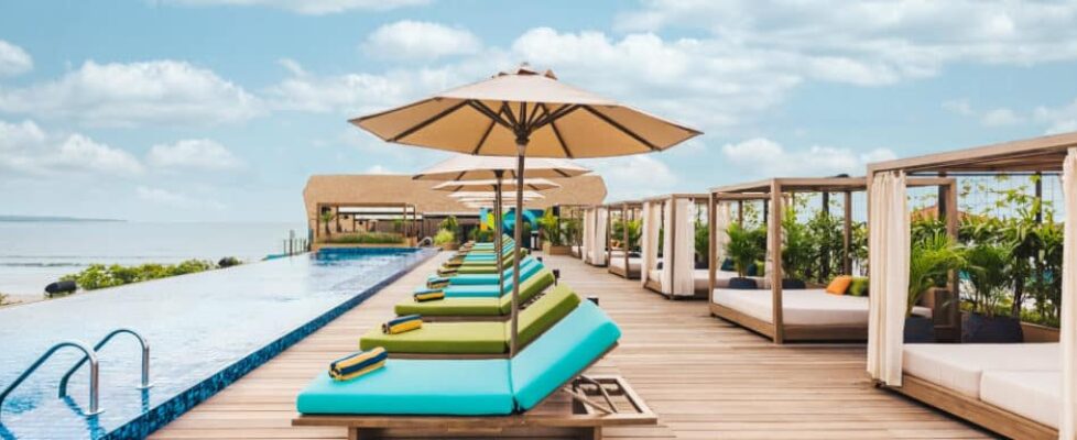Mamaka outdoor pool